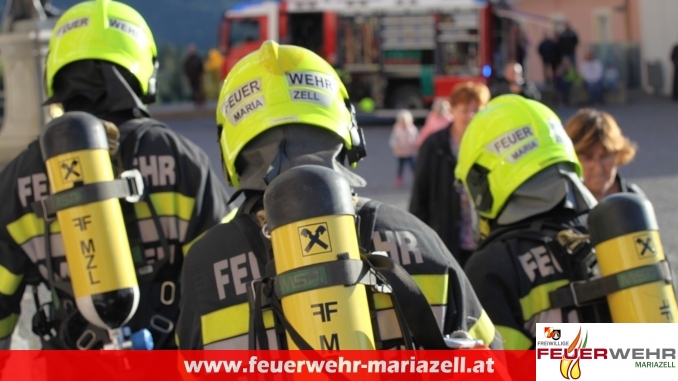 Symbolbld: Atemschutztrupp FF Mariazell Fotocredit: FeuerwehrOBJEKTIV Symbolbld: Atemschutztrupp FF Mariazell Fotocredit: www.feuerwehrobjektiv.at